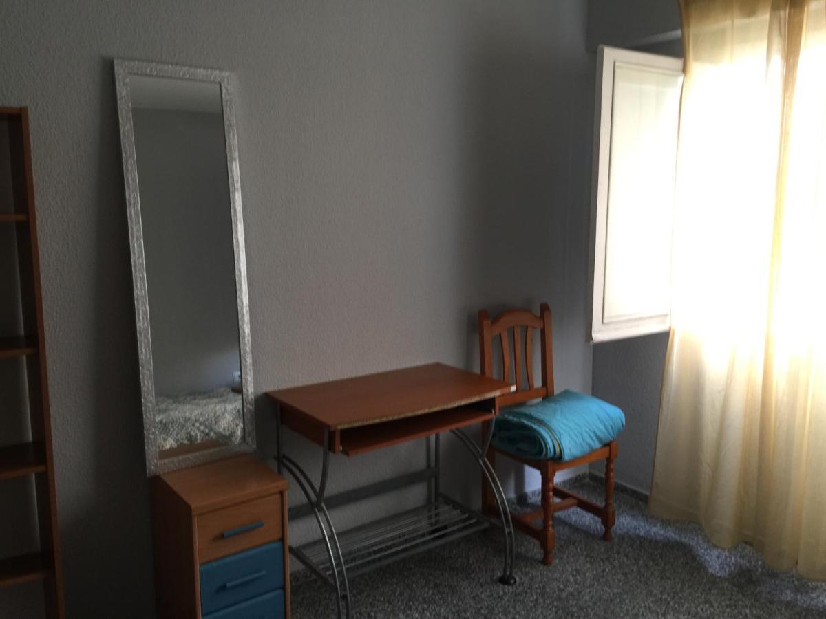 Habitacion Renfe Аликанте Экстерьер фото